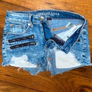 Blue American Eagle ripped shorts